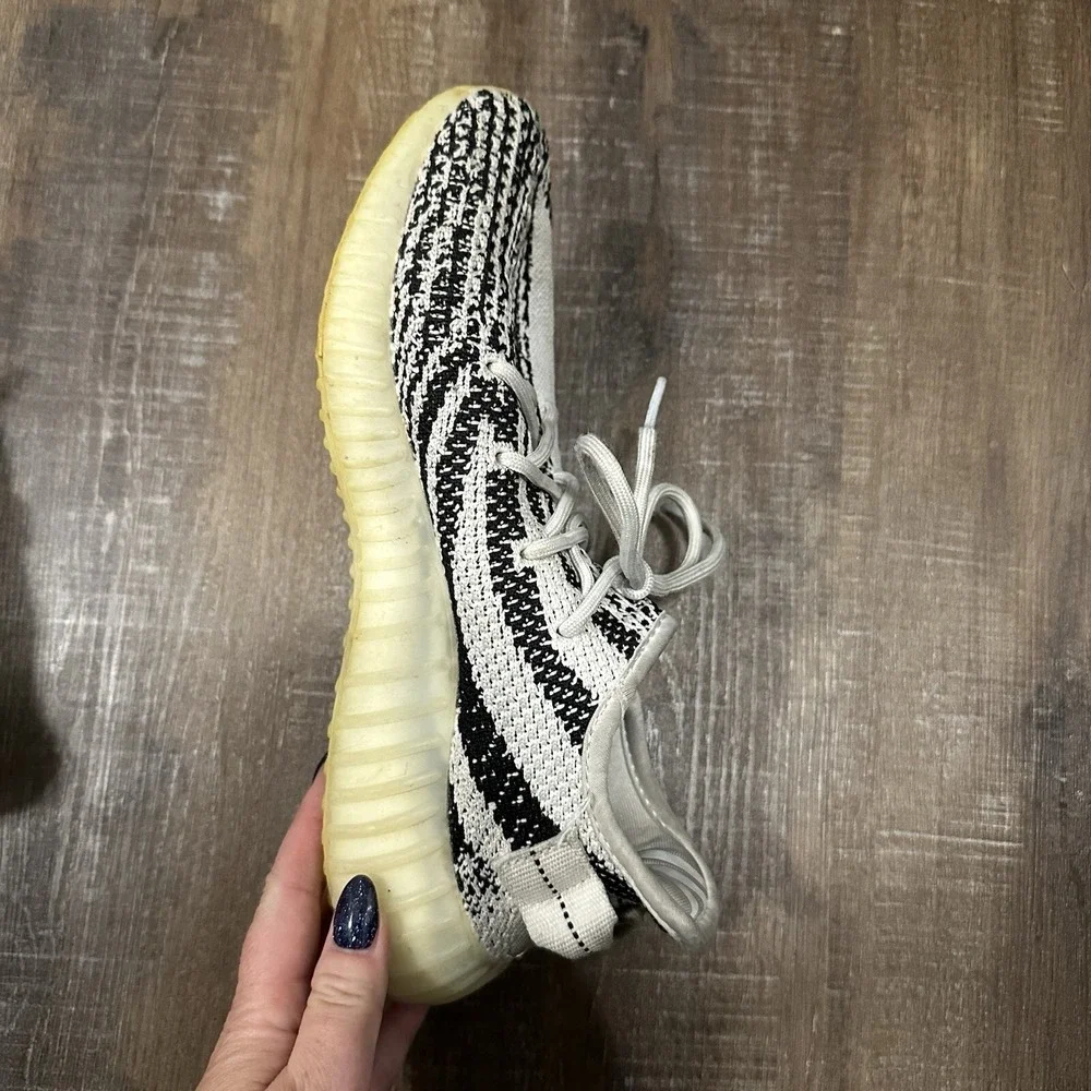 Adidas Yeezy Boost 350 V2 Zebra White Black Red CP9654 Mens Size 7